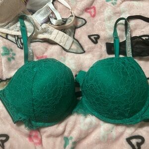 Victoria’s Secret bra
